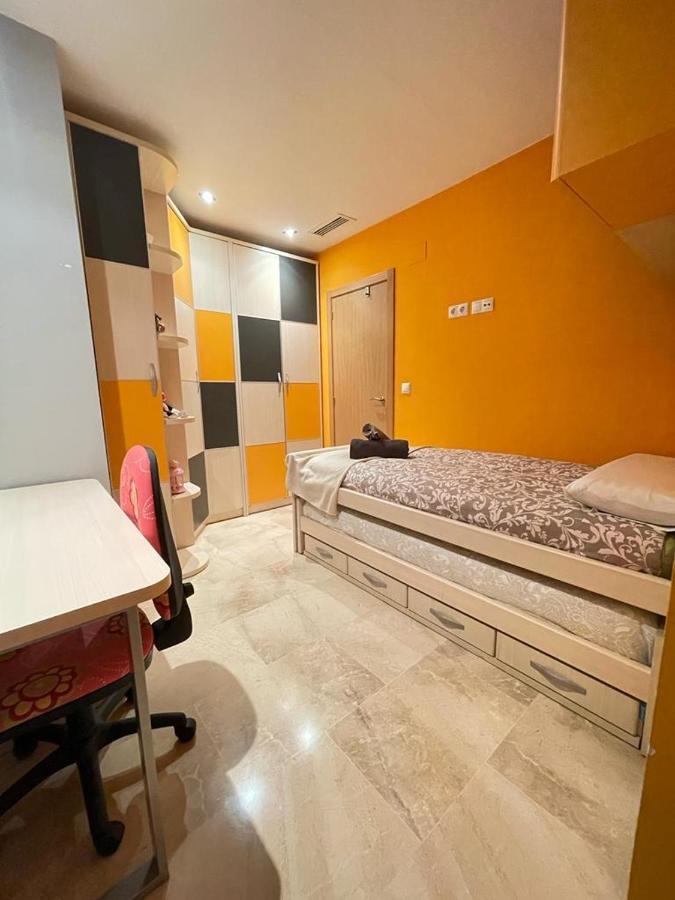 Penthouse In Elche Apartment Exterior photo