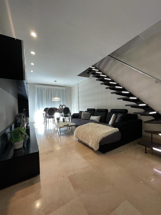Penthouse In Elche Apartment Exterior photo